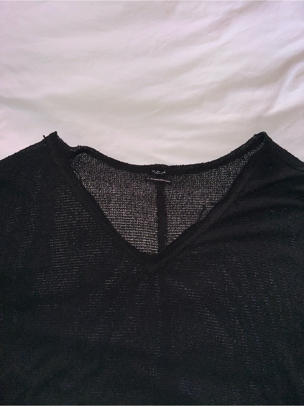 UO V-NECK SHEER-KNIT BLACK SWEATER